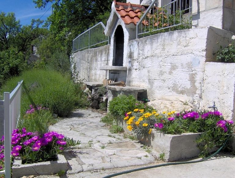 Apartments With A Parking Space Brela, Makarska - 11552 Εξωτερικό φωτογραφία